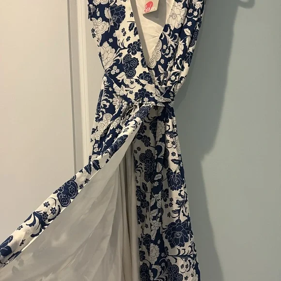 Boden Dress NWT Allyson silk wrap dress US 8 blue white floral print - Picture 4 of 9